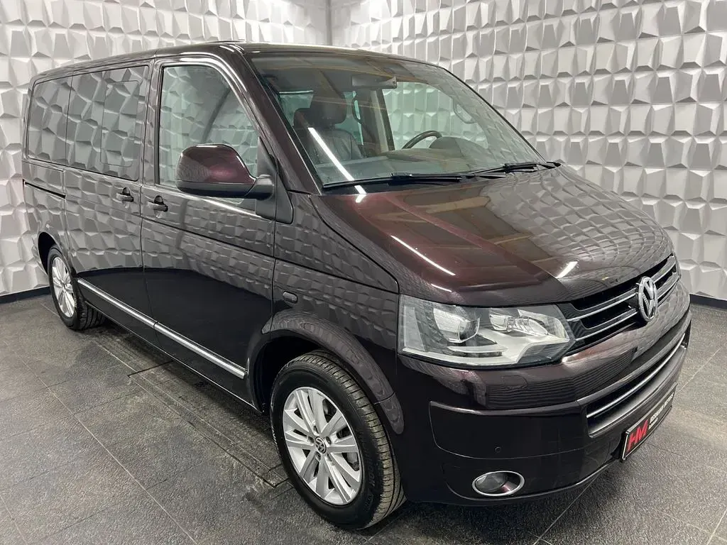 Gebraucht VW Multivan Highline 179 PS (131 kW) 2015 Schwarz Van / Kleinbus
