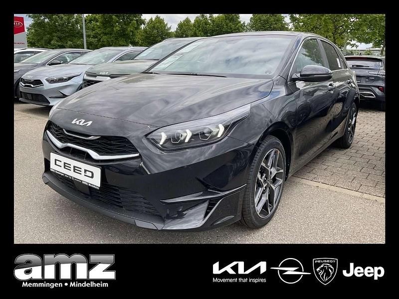 (1k) black pearl m Neu 2025 Kia Ceed Platinum Edition Limousine | 30.990 € (Fairer Preis) - Bild 1/4