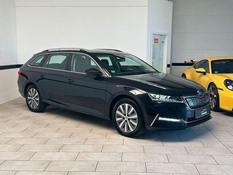 Gebraucht Skoda Superb Style 218 PS (160 kW) 2021 Schwarz Kombi