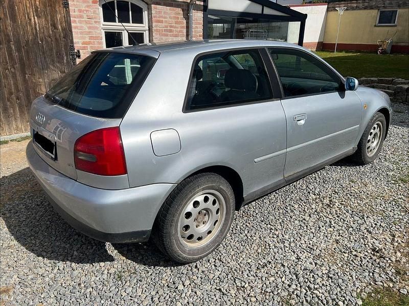 Gebraucht Audi A3 101 PS (74 kW) 1997 Silber Kleinwagen