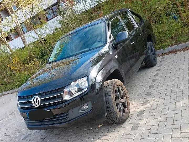 Gebraucht VW Amarok 122 PS (89 kW) 2013 Schwarz Pickup