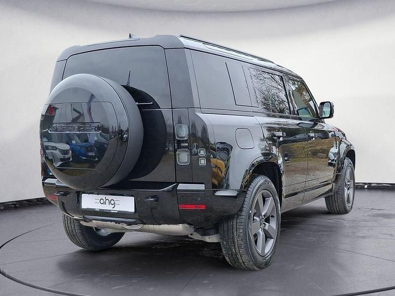 Neu Land Rover Defender SE Dynamic 254 PS (186 kW) 2026 Grau SUV