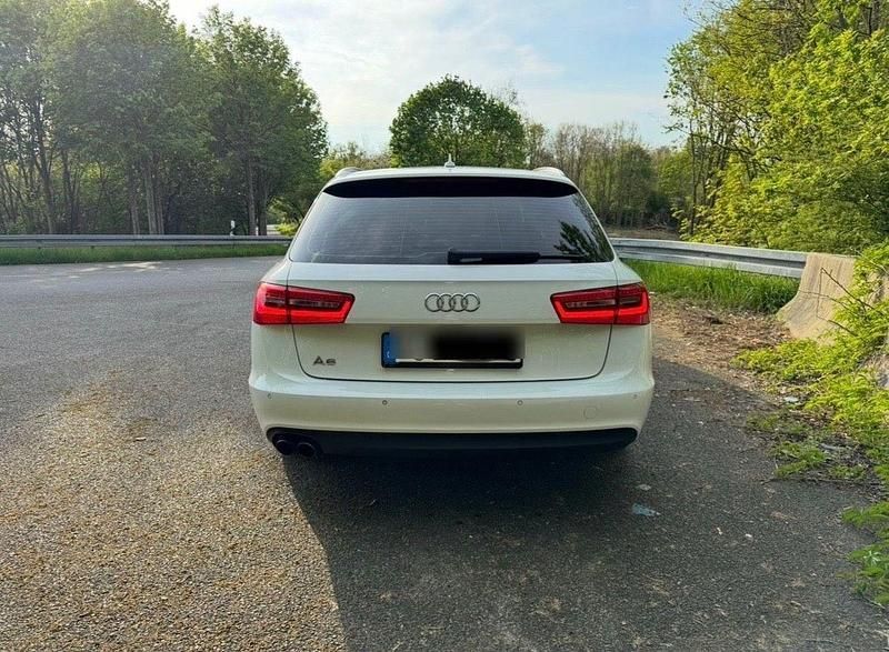 Gebraucht Audi A6 177 PS (130 kW) 2012 Weiß Kombi