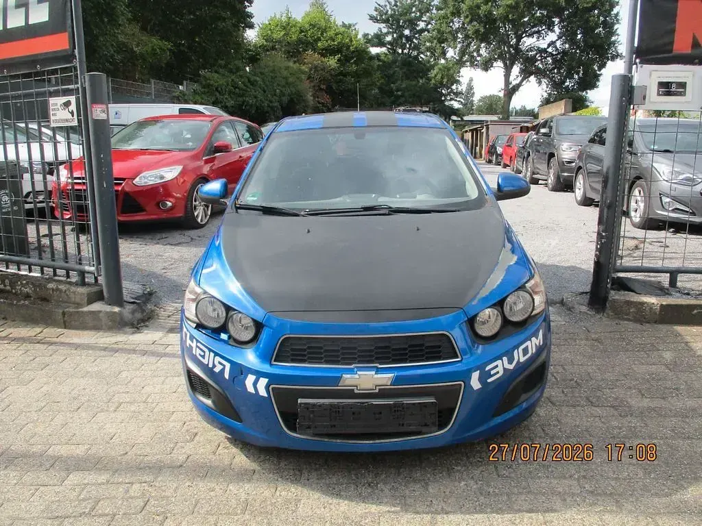 Gebraucht Chevrolet Aveo LT 101 PS (74 kW) 2012 Blau Kleinwagen