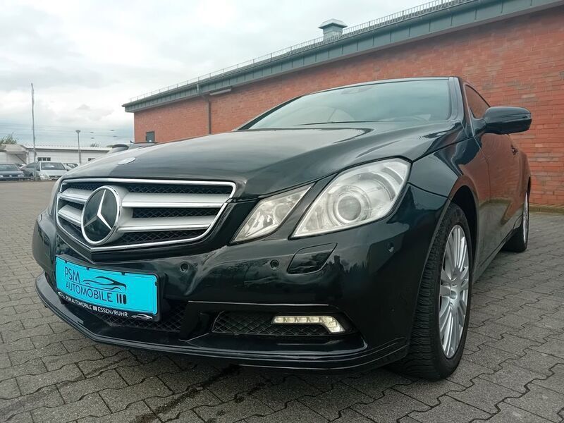 Gebraucht Mercedes E350 231 PS (169 kW) 2010 Schwarz Coupé