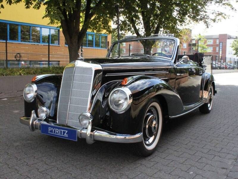 Schwarz Gebraucht 1955 Mercedes 220 Cabrio | 149.000 € - Bild 1/4