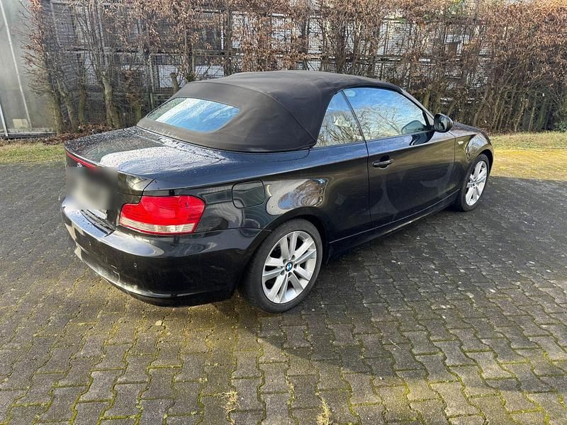 Gebraucht BMW 120 M Sport 176 PS (129 kW) 2014 Schwarz Kleinwagen