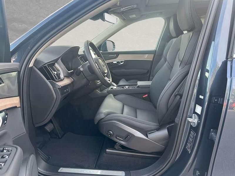 Usado Volvo XC90 Plus 455 HP (334 kW) 2025 Azul SUV