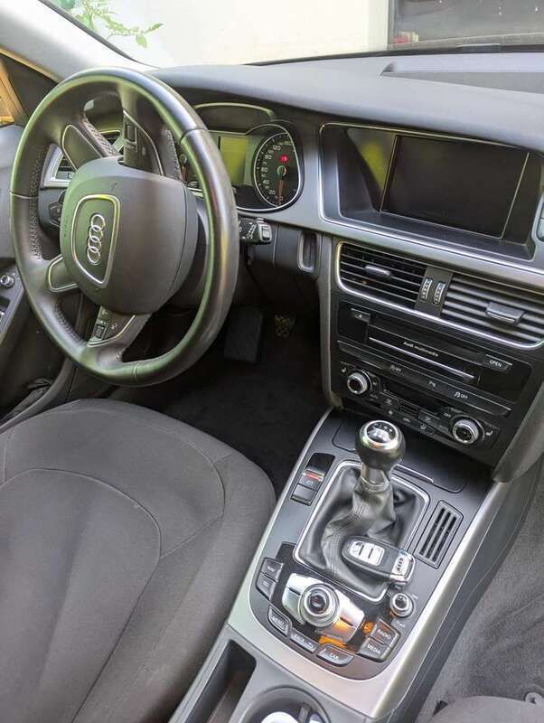 Schwarz Gebraucht 2013 Audi A4 Attraction Kombi | 9.870 € (Fairer Preis) - Bild 1/4
