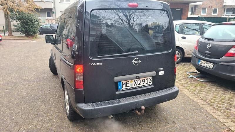 Gebraucht Opel Combo Edition 90 PS (66 kW) 2009 Schwarz Van / Kleinbus