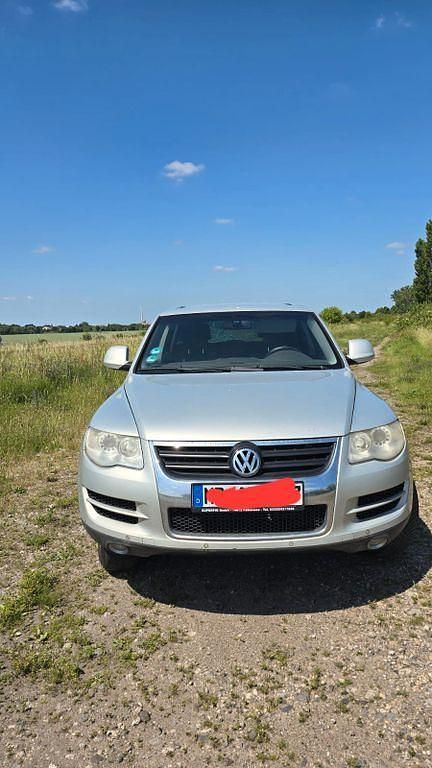 Schwarz Gebraucht 2007 VW Touareg SUV | 4.200 € (Guter Preis) - Bild 1/4