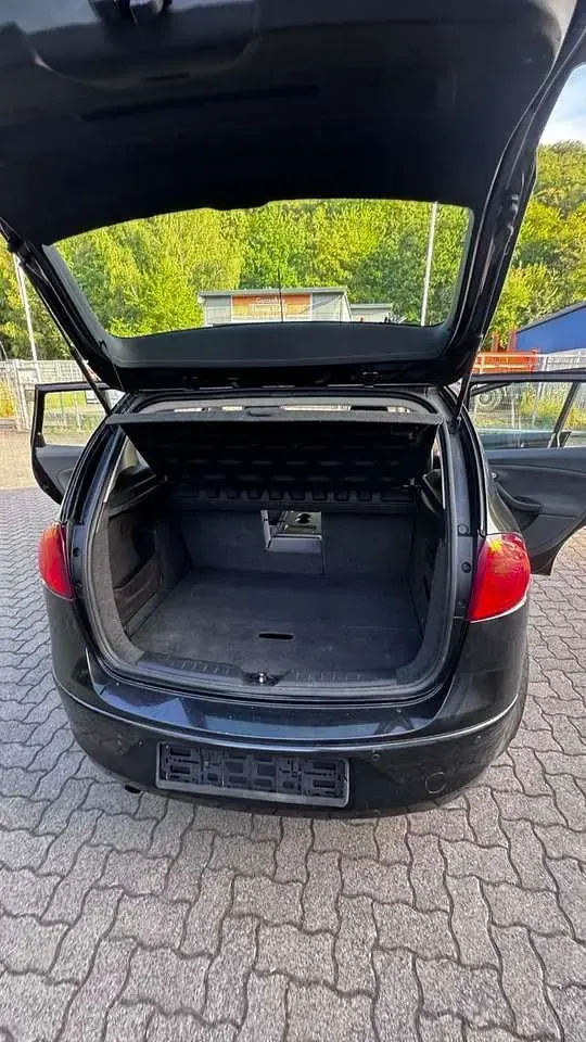 Gebraucht Seat Altea Style 125 PS (91 kW) 2009 Schwarz Van / Kleinbus