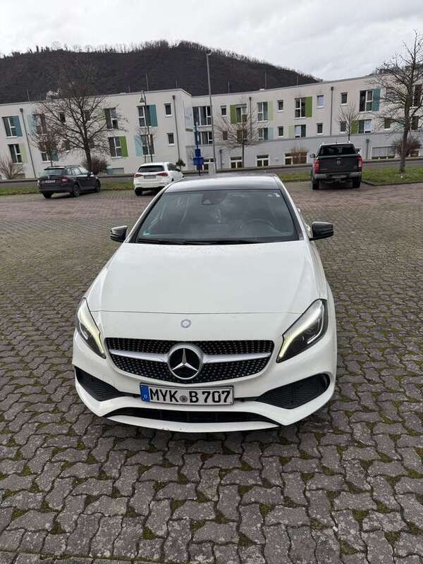 Weiß Gebraucht 2015 Mercedes A220 Limousine | 13.000 € (Guter Preis) - Bild 1/4