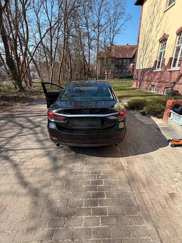 Gebraucht Mazda 6 150 PS (110 kW) 2016 Schwarz Limousine