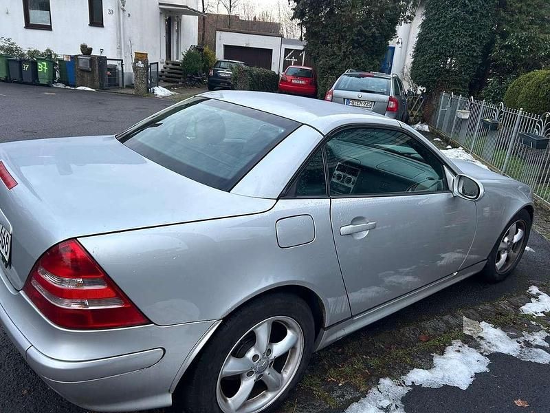Gebraucht Mercedes 170 160 PS (117 kW) 2002 Silber