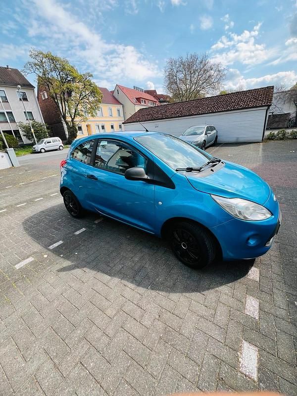 Second-hand Ford Ka 69 CP (50 kW) 2009 Albastru Hatchback
