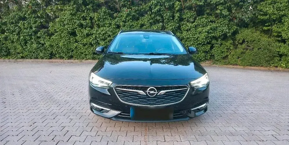 Gebraucht Opel Insignia 165 PS (121 kW) 2018 Schwarz Kombi