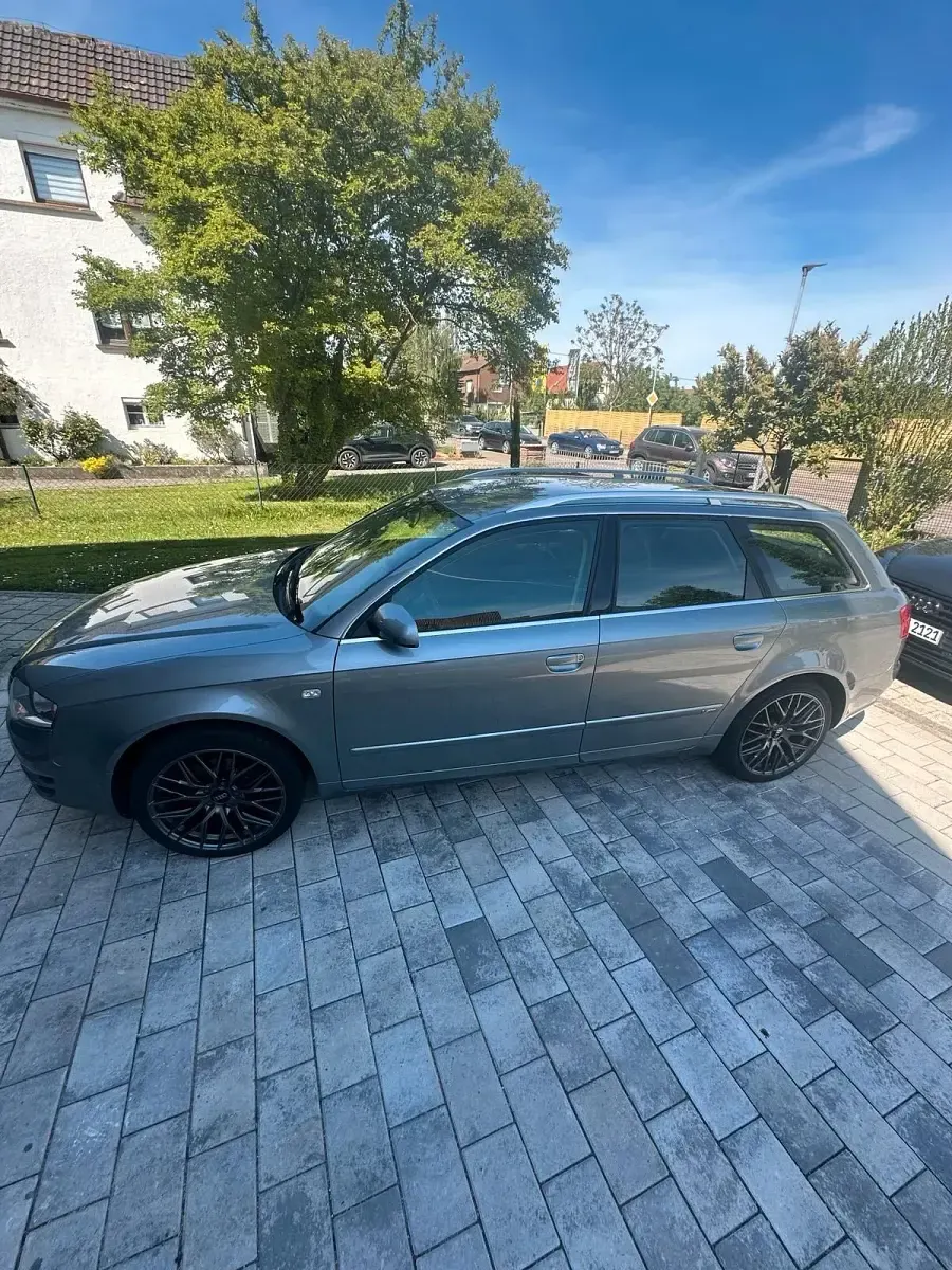 Gebraucht Audi A4 131 PS (96 kW) 2006 Grau Kombi