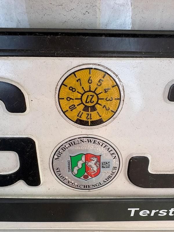 Second-hand VW Golf II 72 CP (52 kW) 1987 Alb Hatchback