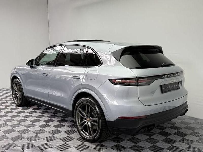 Gebraucht Porsche Cayenne 462 PS (339 kW) 2020 Rhodiumsilber metallic SUV