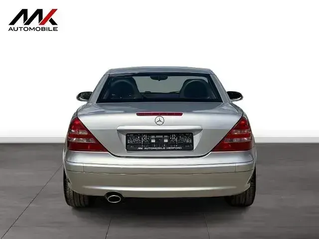 Gebraucht Mercedes SLK320 218 PS (160 kW) 2000 Silber Cabrio