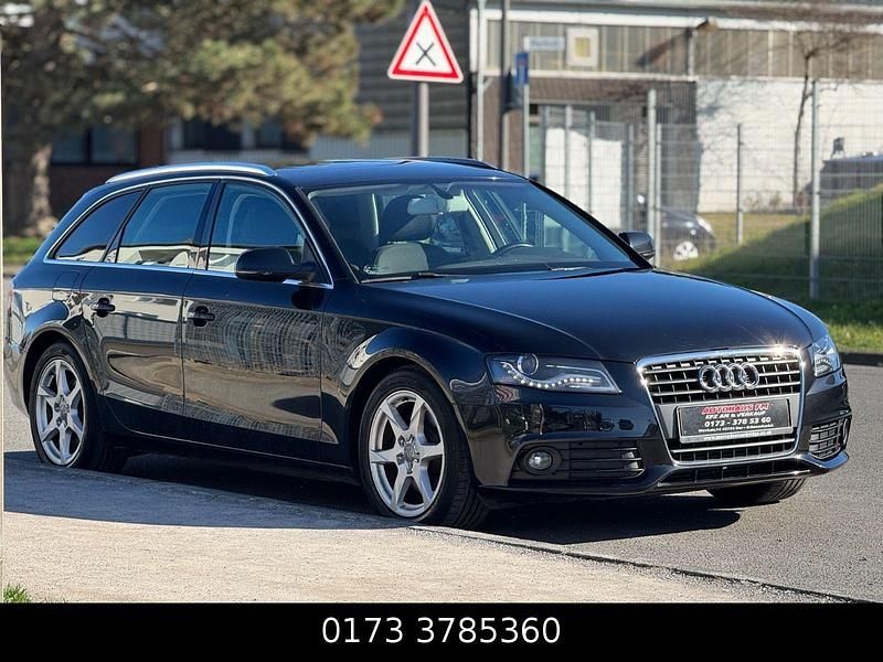 Używany Audi A4 Ambition 143 KM (105 kW) 2011 Czarny Kombi
