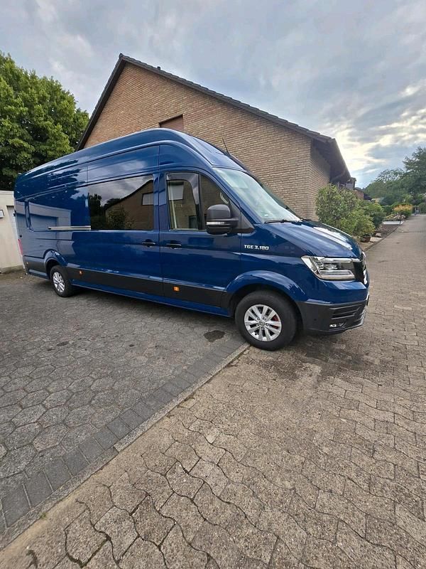 Blau Gebraucht 2020 MAN TGE Van | 37.000 € - Bild 1/4