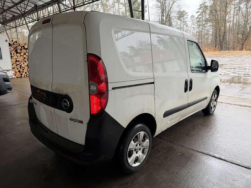 Gebraucht Opel Combo 95 PS (69 kW) 2017 Weiß Van / Kleinbus
