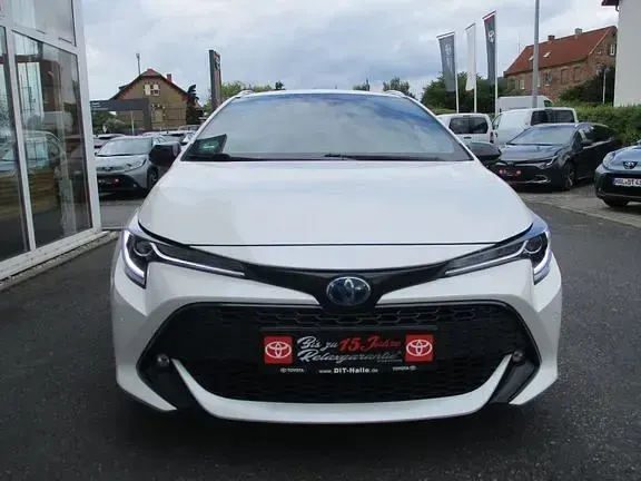 Gebraucht Toyota Corolla Team 184 PS (135 kW) 2019 Novaweiß perleffekt Kombi