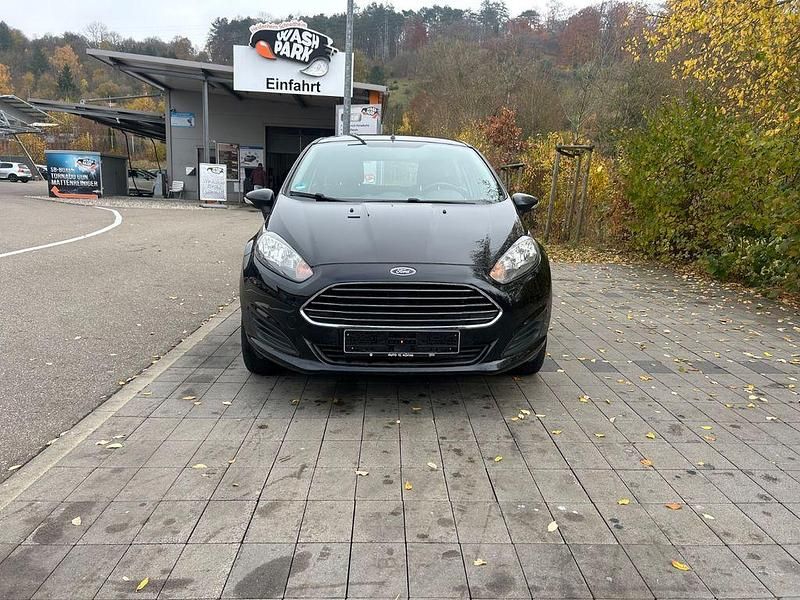 Gebraucht Ford Fiesta Trend 80 PS (58 kW) 2013 Schwarz Limousine