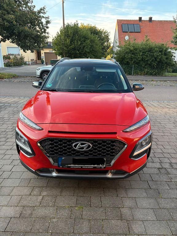 Orange Gebraucht 2020 Hyundai Kona Premium SUV | 22.500 € (Etwas zu teuer) - Bild 1/4