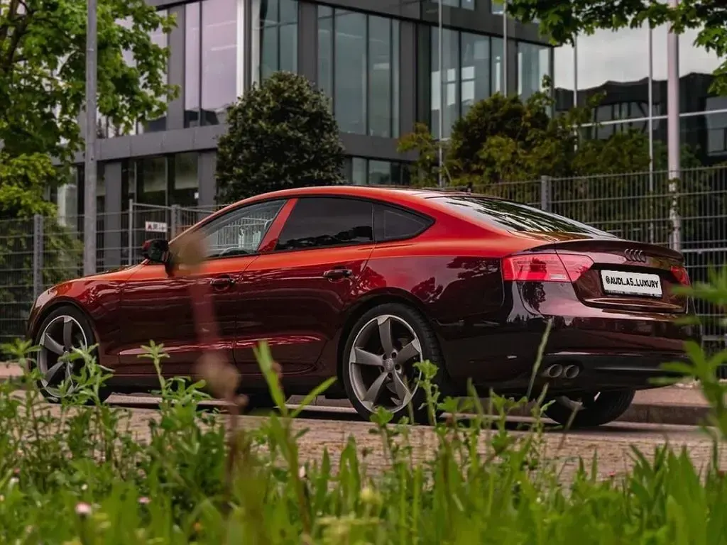 Gebraucht Audi A5 Performance 177 PS (130 kW) 2012 Rot Coupé