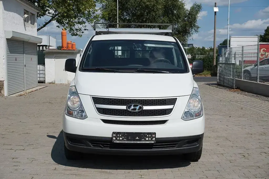 Gebraucht Hyundai H-1 110 PS (80 kW) 2010 Weiß Van / Kleinbus
