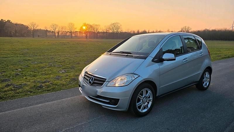 Gebraucht Mercedes A160 95 PS (69 kW) 2010 Grau Kleinwagen