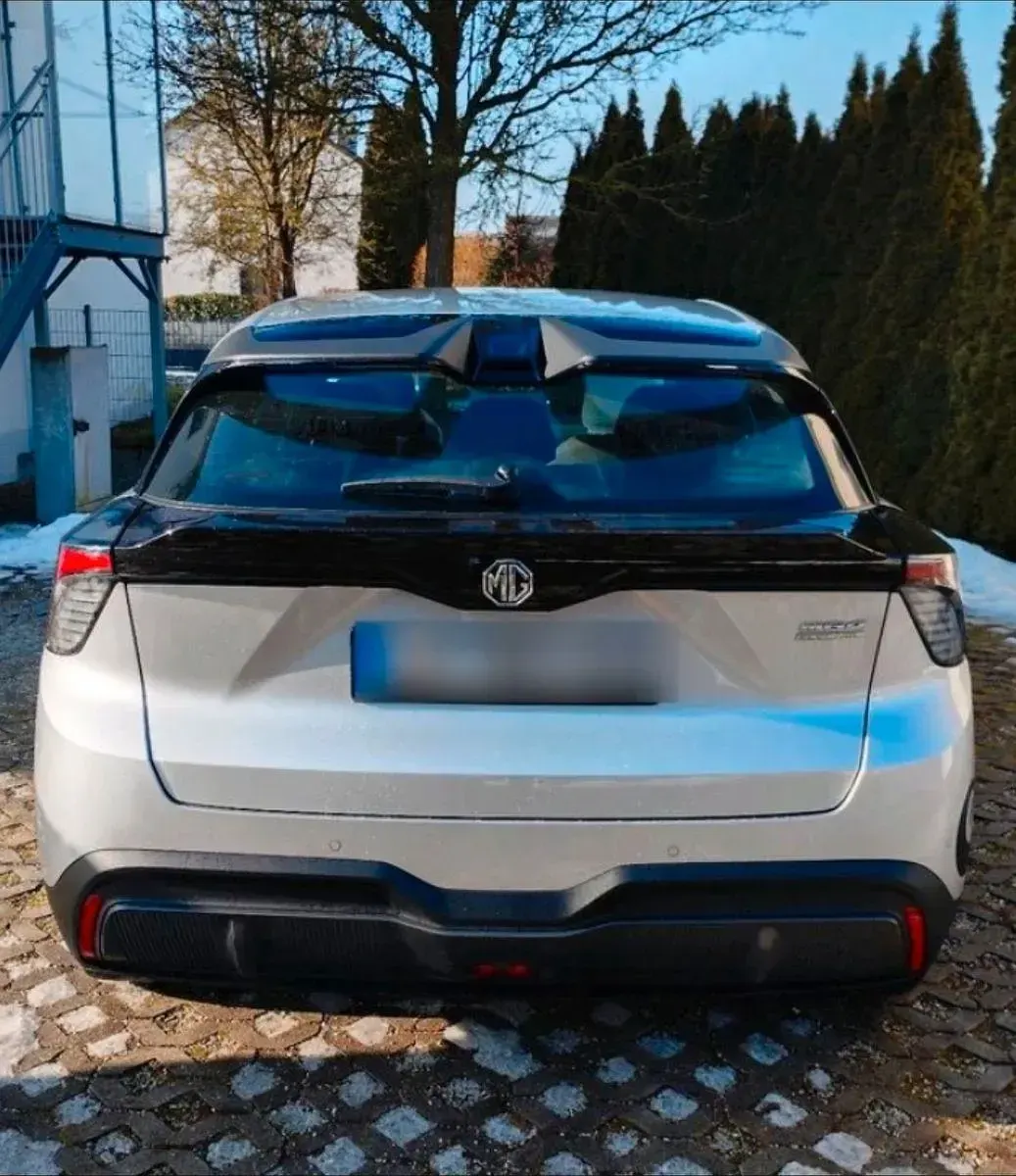 Gebraucht MG MG4 EV 125 kW (170 PS) 2023 Silber Kleinwagen