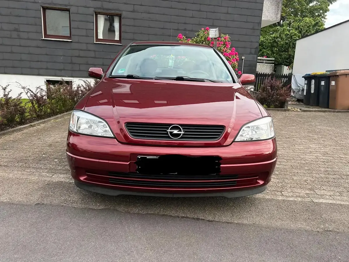 Gebraucht Opel Astra 75 PS (55 kW) 2000 Rot Limousine