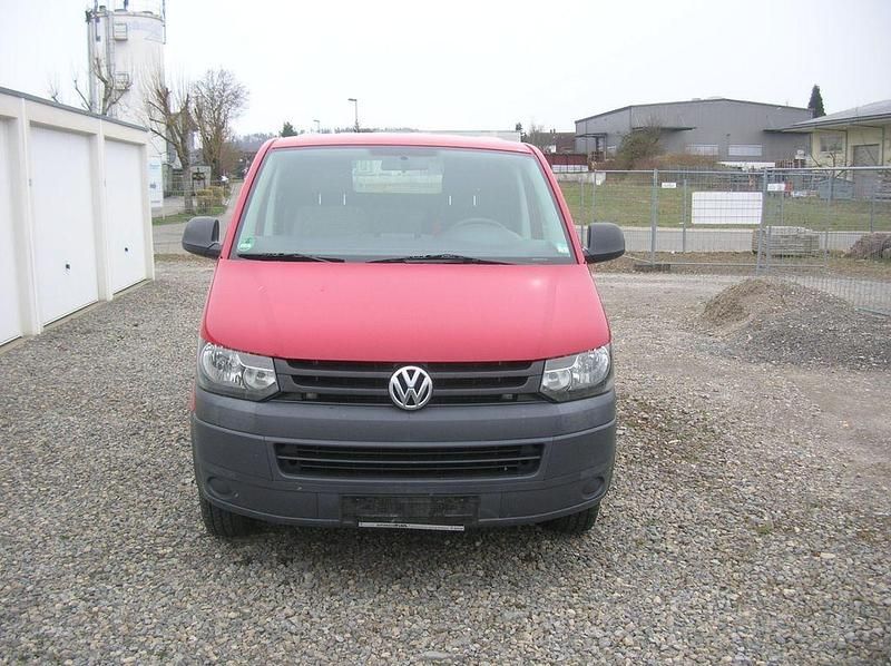 Gebraucht VW Transporter 140 PS (102 kW) 2012 Salsa red Van