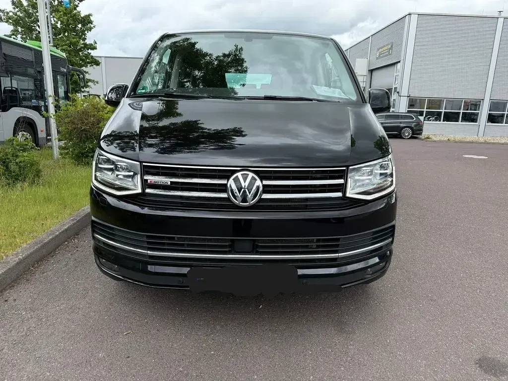 Gebraucht VW Multivan Highline 204 PS (150 kW) 2017 Schwarz Van / Kleinbus