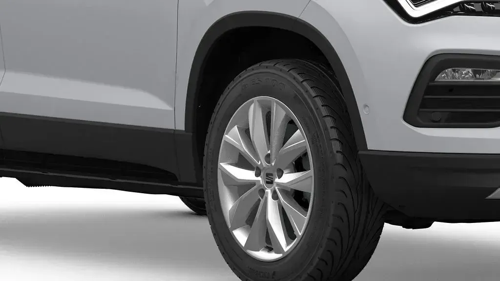 Gebraucht Seat Ateca Style 150 PS (110 kW) 2025 Glacial weiß metallic (metallic) SUV
