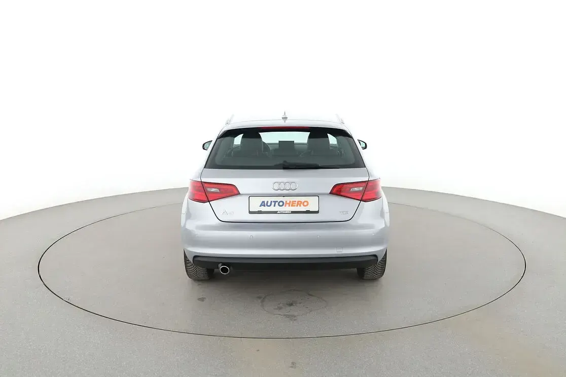 Gebraucht Audi A3 Ambiente 110 PS (80 kW) 2016 Grau Limousine