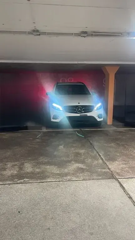 Gebraucht Mercedes GLC300 AMG line 245 PS (180 kW) 2017 Weiß SUV