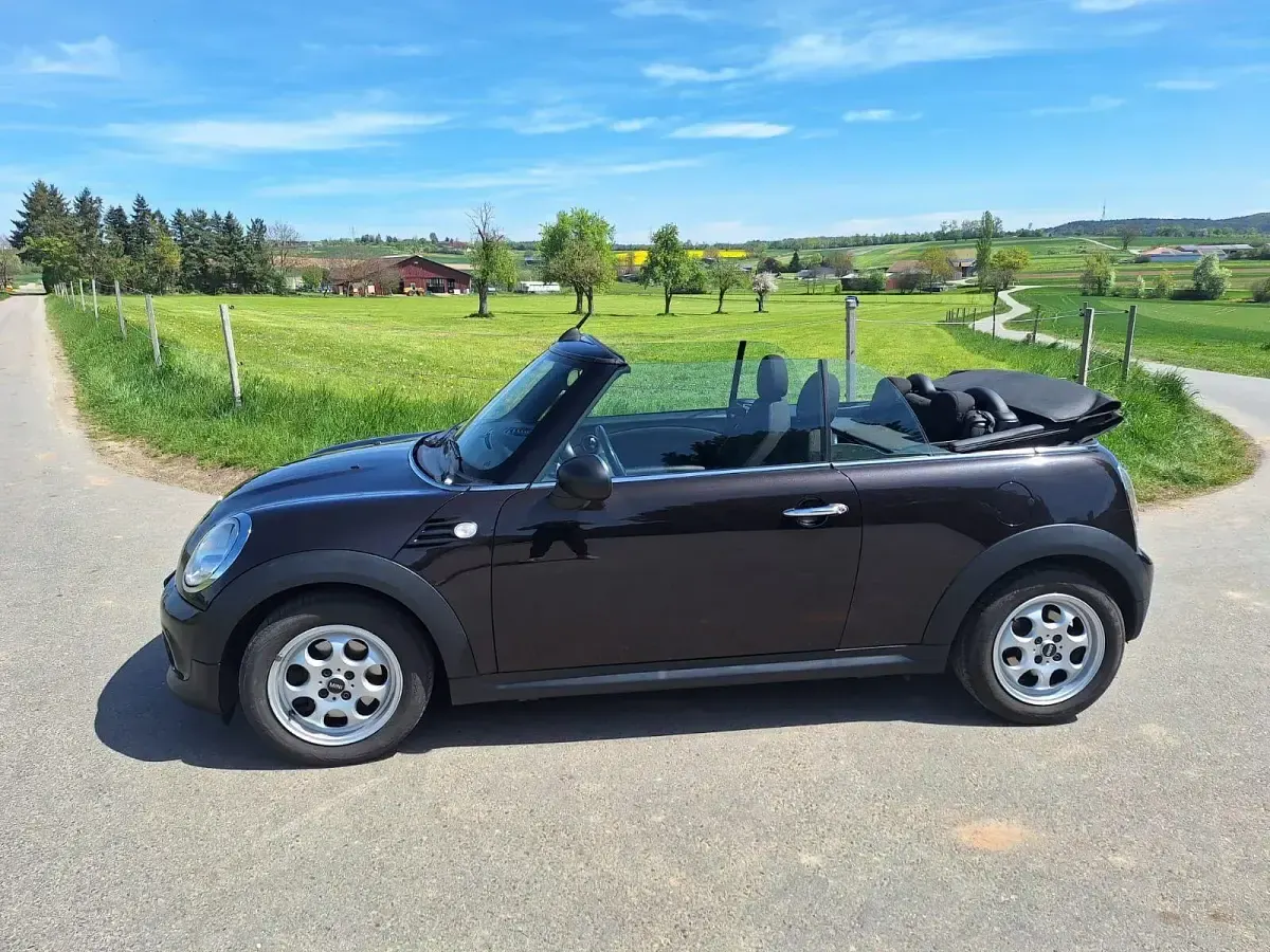 Używany Mini ONE 98 KM (72 kW) 2014 Brązowy Hatchback