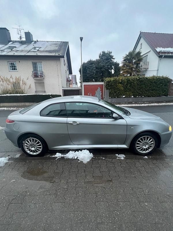 Gebraucht Alfa Romeo GT 140 PS (102 kW) 2006 Silber Coupé