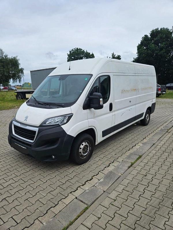 Gebraucht Peugeot Boxer 130 PS (95 kW) 2019 Weiß Van