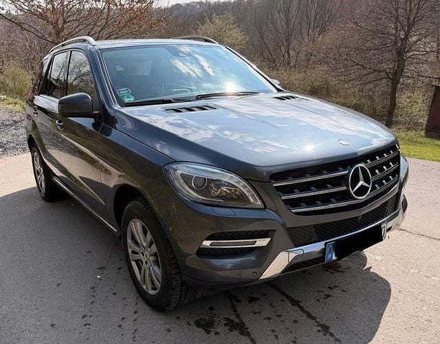 Gebraucht Mercedes ML350 258 PS (189 kW) 2014 Grau SUV