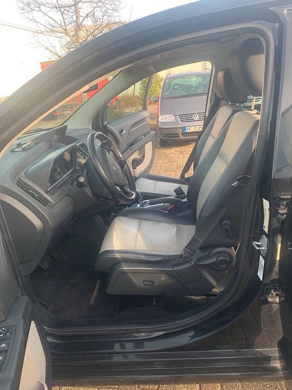 Gebraucht Dodge Journey 140 PS (102 kW) 2010 Schwarz SUV
