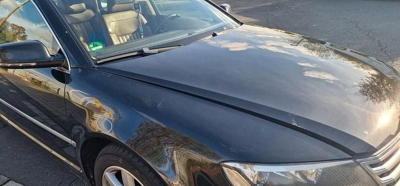 Braun Gebraucht 2014 VW Phaeton Limousine | 9.450 € (Fairer Preis) - Bild 1/1