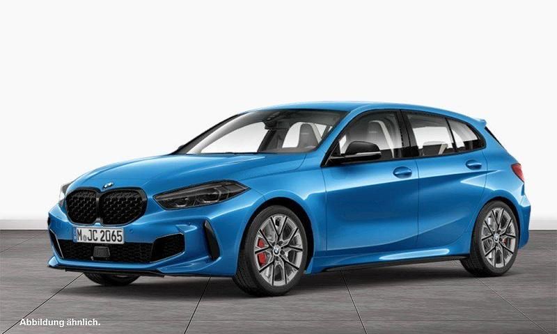 M misano blau Gebraucht 2023 BMW M135 Performance Kleinwagen | 33.500 € (Superpreis) - Bild 1/3