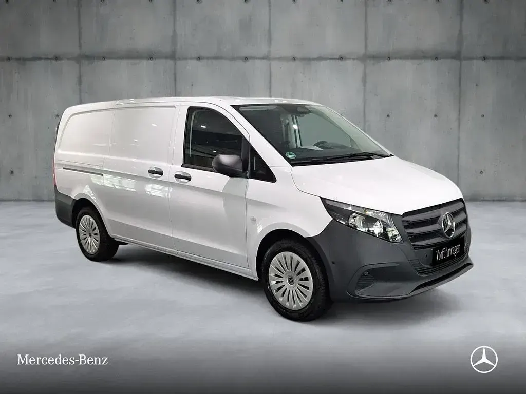 Gebraucht Mercedes Vito 163 PS (119 kW) 2025 Weiß Van