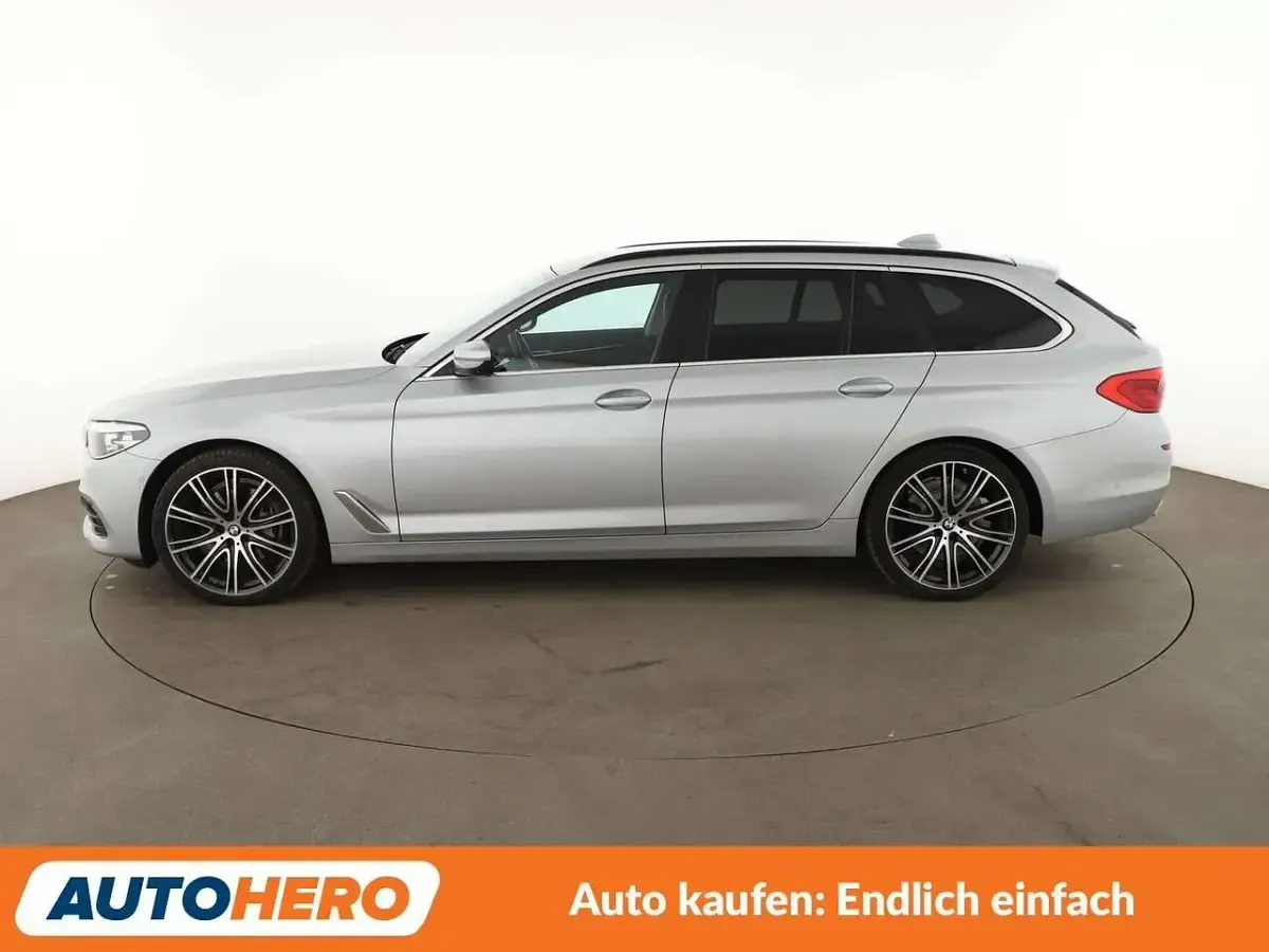 Gebraucht BMW 540 340 PS (250 kW) 2019 Glaciersilber Kombi